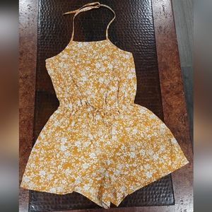 Junior's yellow romper